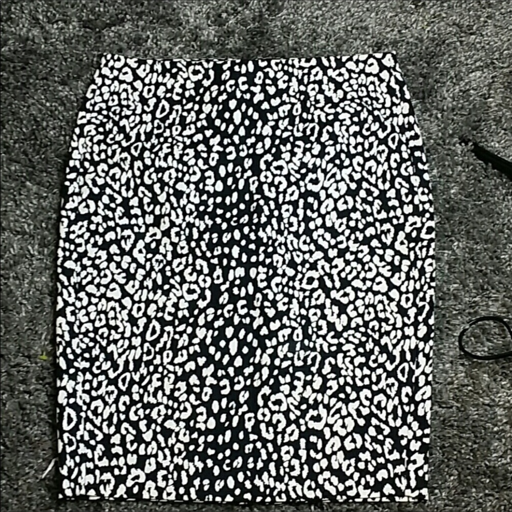 Banana Republic Pencil Skirt Size 4